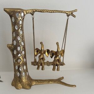 Gold Elephant Swing souvenir